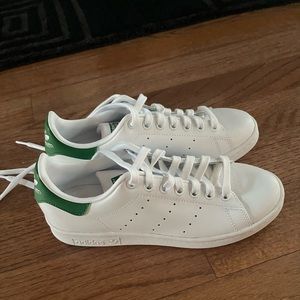 Stan Smiths!